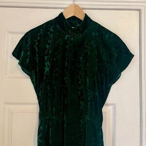 1980s Vintage Green Velvet Dress